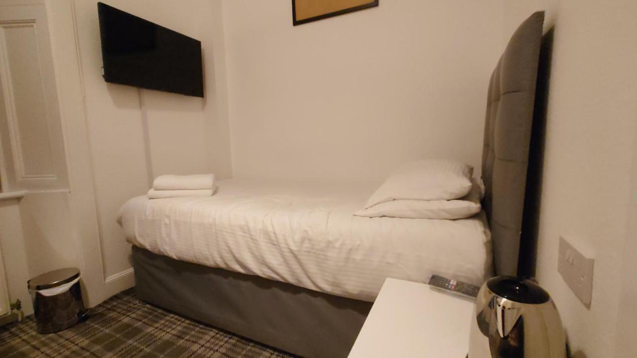Corner Hotel Carnoustie Kültér fotó
